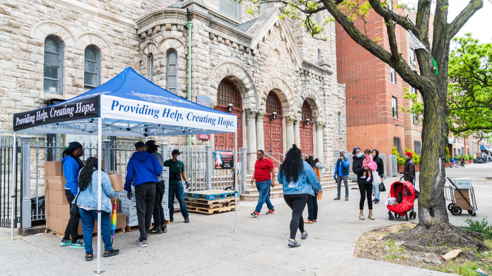 Rechten Republikanern ist die Flüchtlingsarbeit des größten katholischen US-Hilfswerks Catholic Charities ein Dorn im Auge