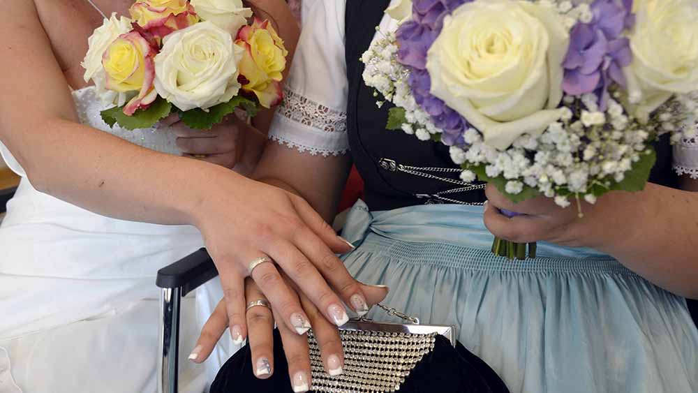 Image - Kirchenrechtler: Segnungsfeiern für Homosexuelle problematisch