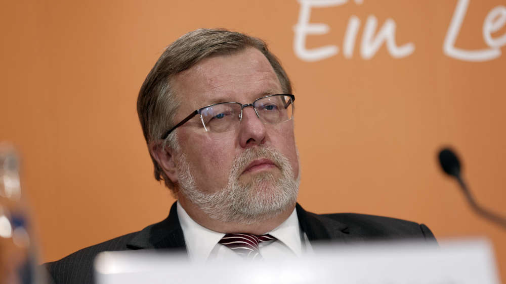 Bei unnötigen Fällen fordert Kinderärztepräsident Thomas Fischbach eine Gebühr für Notfallbehandlungen bei Kindern