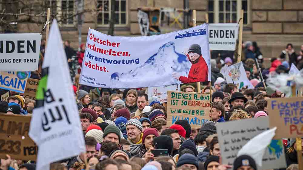 Inzwischen protestiert Fridays for Future weltweit, hier m März 2023 in Berlin