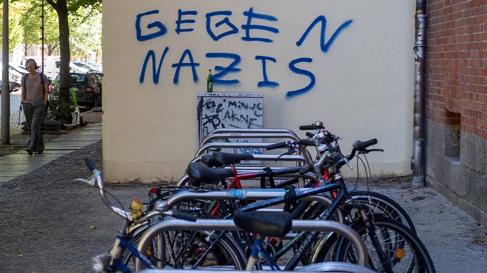 Die Kampagne „Berlin - No Backdrop for Nazis/Keine Kulisse für Nazis“ soll am 2. September am Brandenburger Tor starten