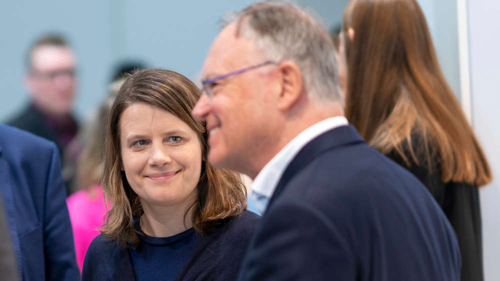 Julia Willie Hamburg, Kultusministerin in Niedersachsen