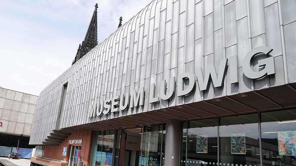 Das Museum Ludwig liegt in Sichtweite des Kölner Doms