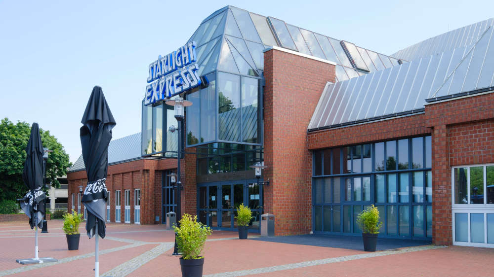 Im Starlight-Express-Theater in Bochum findet das Finale des Slam 23 statt