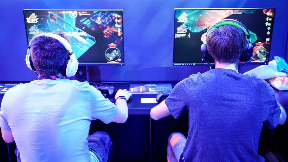 Der Verband veröffentliche die Umfrage zum Start der Gamescom in Köln. Sie gilt als weltweit größte Messe für Computer- und Videospiele