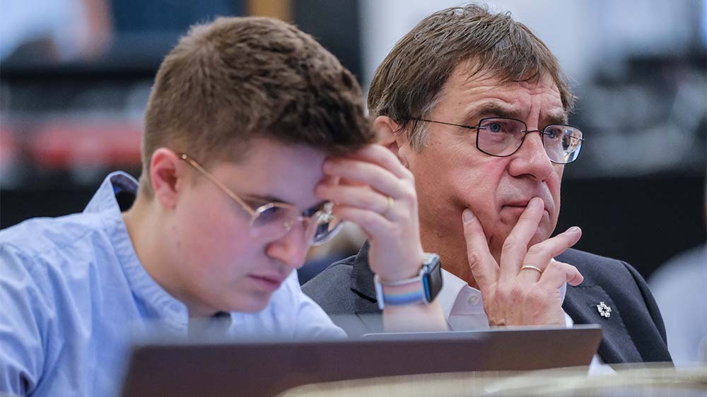 Volker Jung hier zusammen mit der Präses der Synode der EKD, Anna-Nicole Heinrich