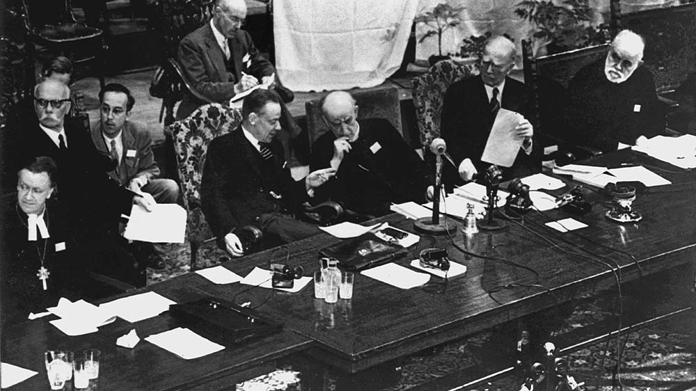 Die erste Vollversammlung des Ökumenischen Rates der Kirchen (ÖRK) fand vom 22.8. - 04.09.1948 in Amsterdam statt