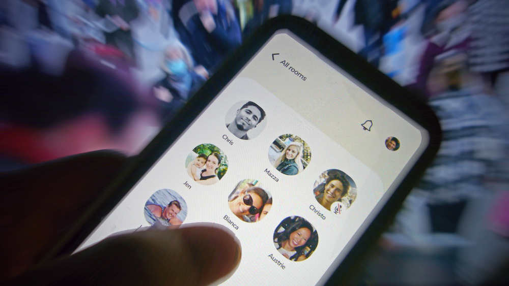 Als es zu Arbeitsplatzkonflikten kam, zogen die Mitglieder der WhatsApp-Gruppe über Kollegen und Vorgesetzten her und machten fremdenfeindliche und sexistische Aussage