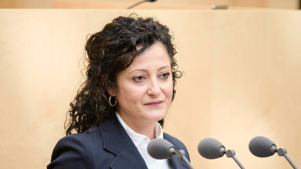 Cansel Kiziltepe ist seit April 2023 Senatorin für Arbeit, Soziales, Gleichstellung, Integration, Vielfalt und Antidiskriminierung in Berlin