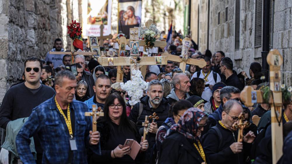 Oster-Prozession orthodoxer Christen in Ostjerusalem