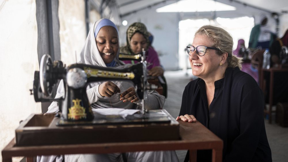 Entwicklungshilfeministerin Svenja Schulze besucht ein soziales Projekt in Mauretaniens Hauptstadt Nouakchott