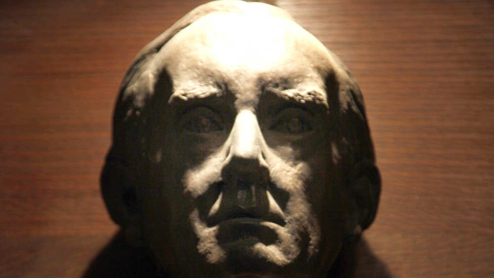 Er prägte das Fantasy-Genre wie wenige Autoren: J.R.R. Tolkien, Verfasser moderner Epen wie "Der Herr der Ringe"