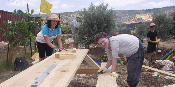 Image - Tag 8 – Spielplätze für das Heilige Land