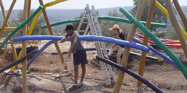 Image - Tag 11 bis 14 – Spielplätze für das Heilige Land