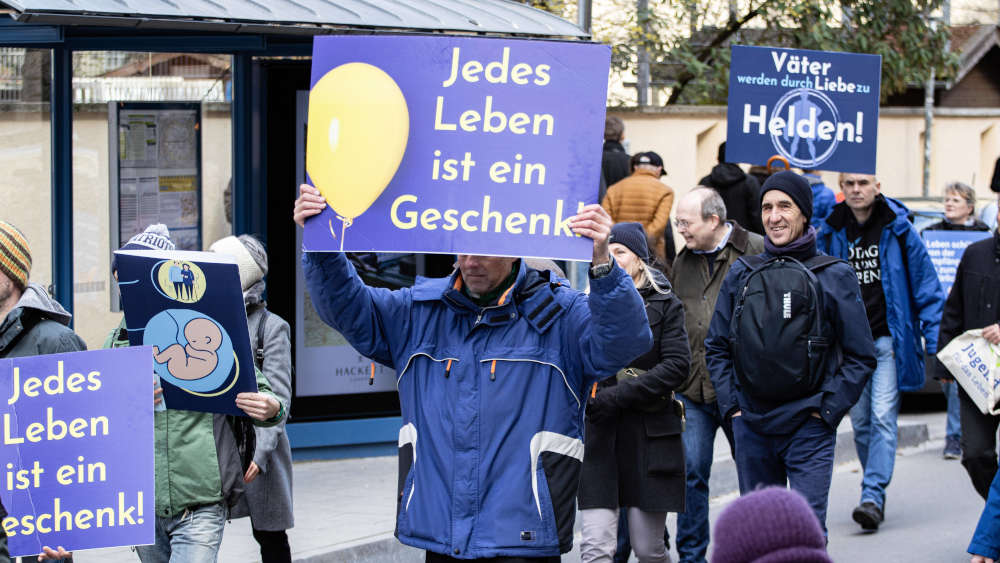 Im März versammelten sich in München rund 1.500 Menschen um am sogenannten Marsch fürs Leben teilzunehmen (Archivbild)