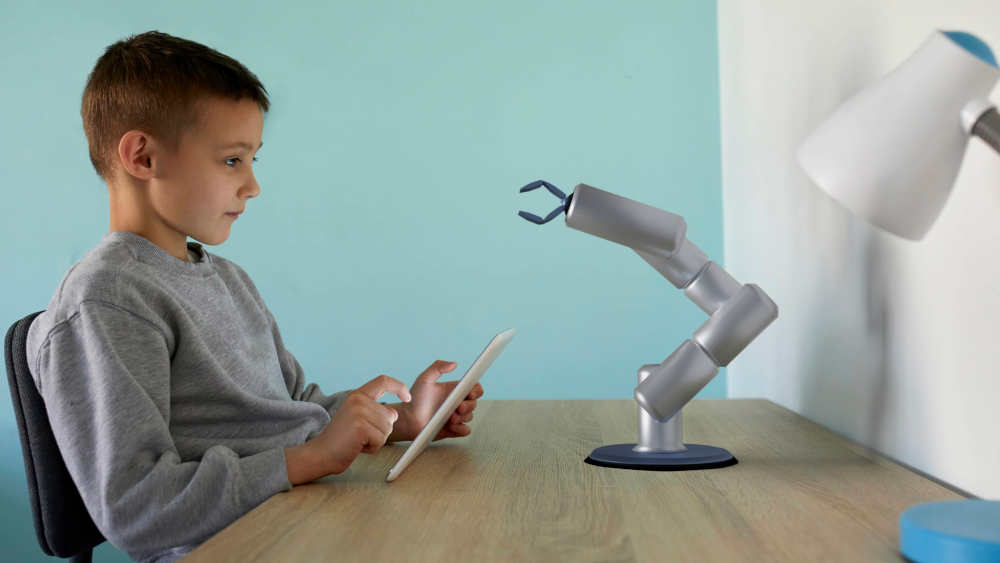 Heute lassen sich mit KI für Schüler personalisierte Aufgaben generieren; der Schwierigkeitsgrad passt sich automatisch an den Wissensstand an