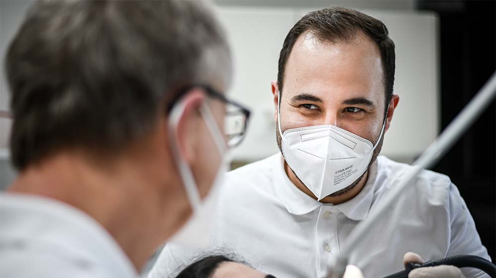 Image - Syrische Ärzte und Apotheker in Deutschland tagen in Frankfurt