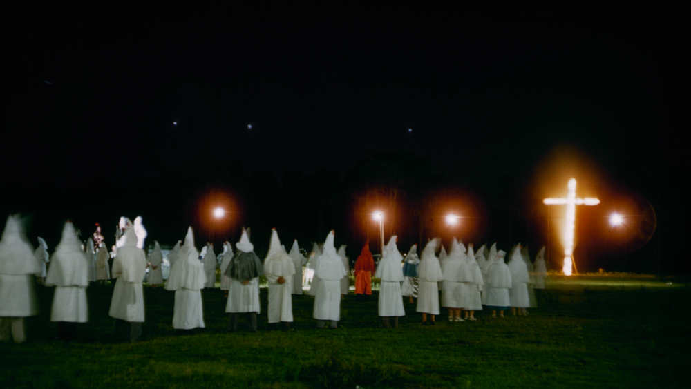 Mitglieder des Ku Klux Klan versammeln sich 1956 auf dem Feld in Lakeland, Florida (Archivbild)