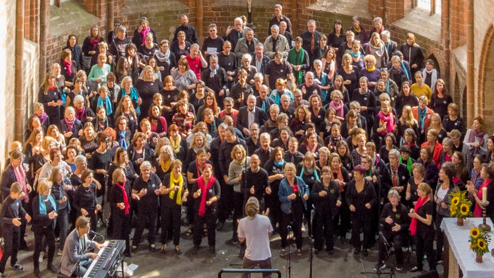 Gruppenbild eines Gospelchortreffens