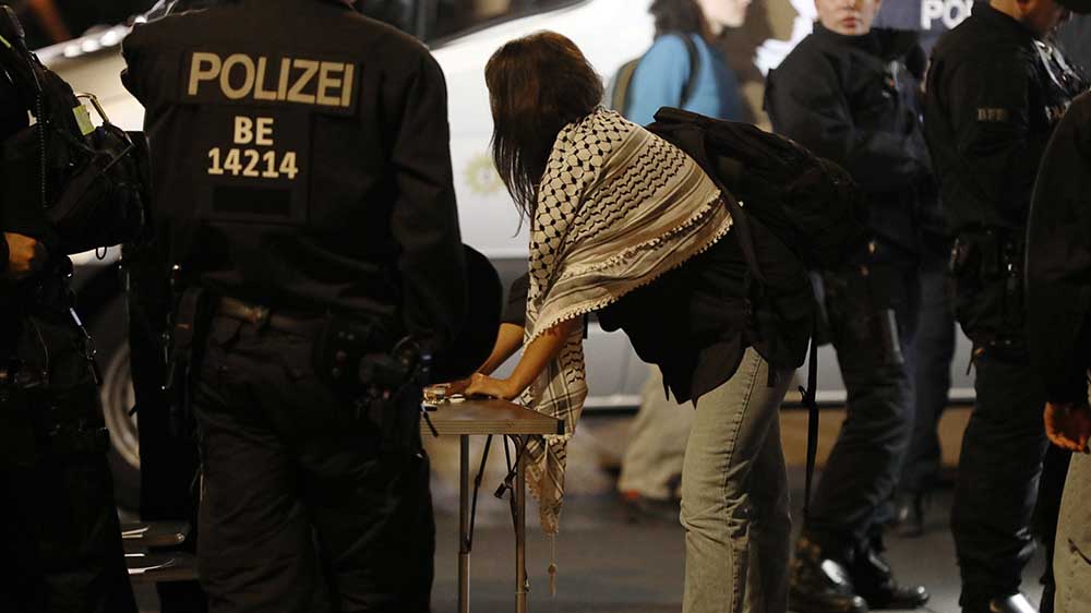 Bei mehreren Demonstrationen hat die Berliner Polizei in den vergangenen Tagen eingegriffen