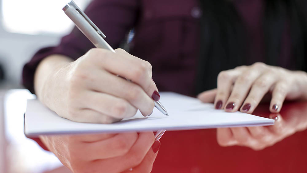 Mehr Mütter gehen ins Büro