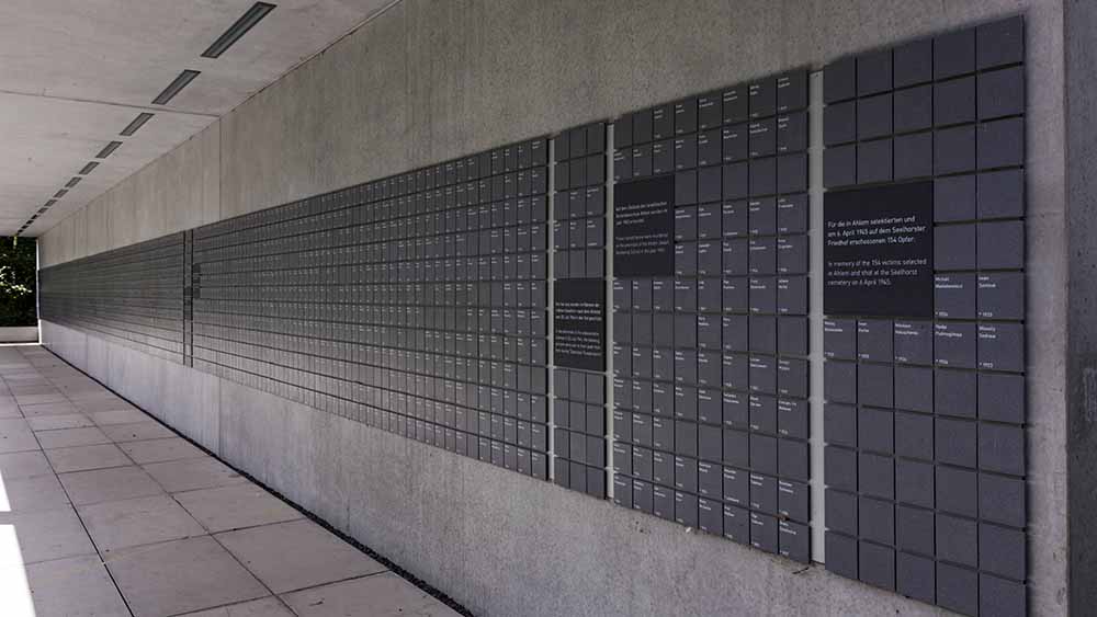 Image - Staatsschutz ermittelt nach Klebe-Attacke auf Gedenkstätte Ahlem