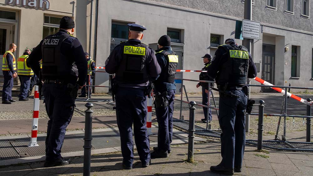 Jetzt übernimmt die Generalstaatsanwaltschaft: Der Anschlag auf eine Berliner Synagoge soll Konsequenzen haben für die Täter
