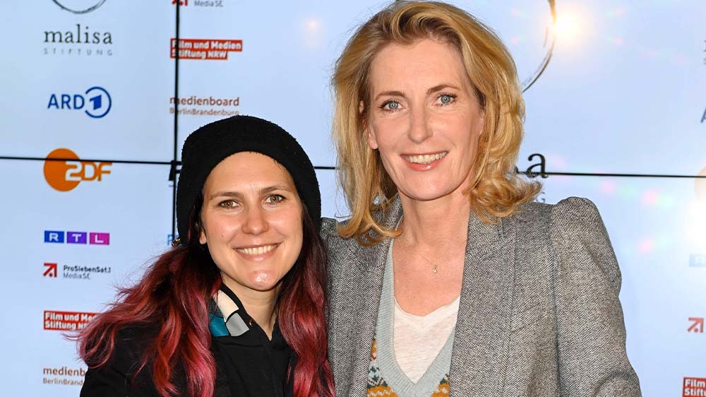 Elisabeth Furtwängler mit Mutter Maria Furtwängler bei der Vorstellung der Fortschrittsstudie der MaLisa Stiftung im RTL Audio Center Berlin 2021