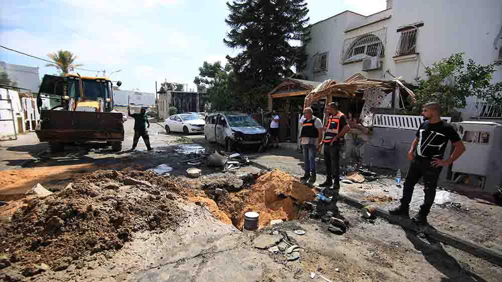 Im israelischen Ramla haben die Hamas-Raketen Schaden hinterlassen