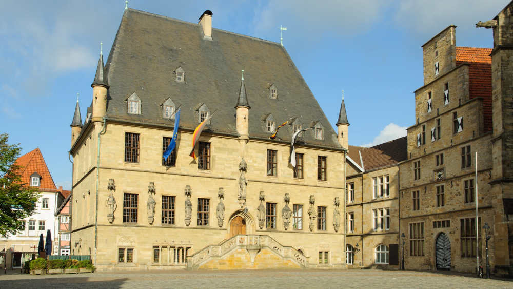 Die Stadt Osnabrück wird mit einem internationalen Chortreffen und einem öffentlichen Friedenssingen am 25. Oktober den 375. Jahrestag der Verkündung des Westfälischen Friedens begehen