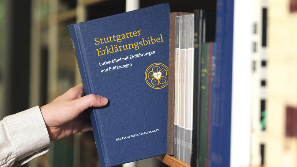 Stuttgarter Erklärbibel