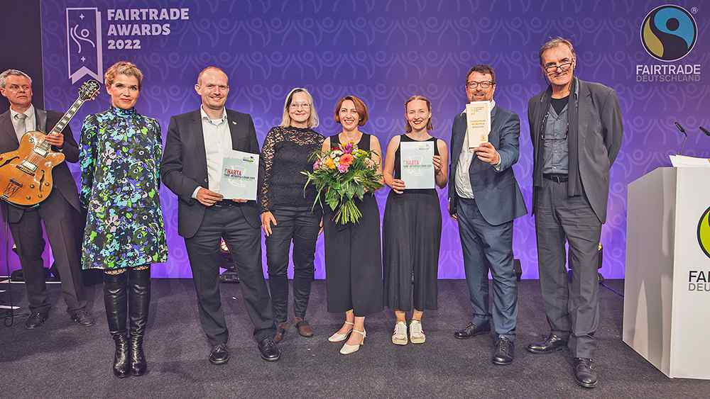 Für die Initiative wurde die Charta Faire Metropole Ruhr 2030 mit dem ersten Preis der Fairtrade Awards 2022 in der Kategorie „Zivilgesellschaft“ ausgezeichnet
