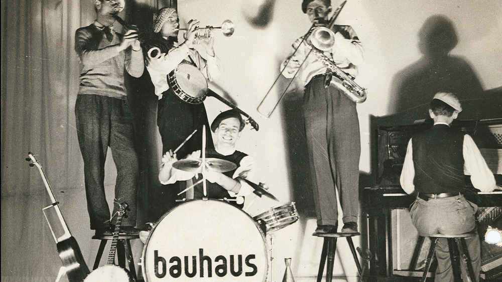 Die Bauhaus-Kapelle spielt. Archivfoto aus dem Jahr 1930