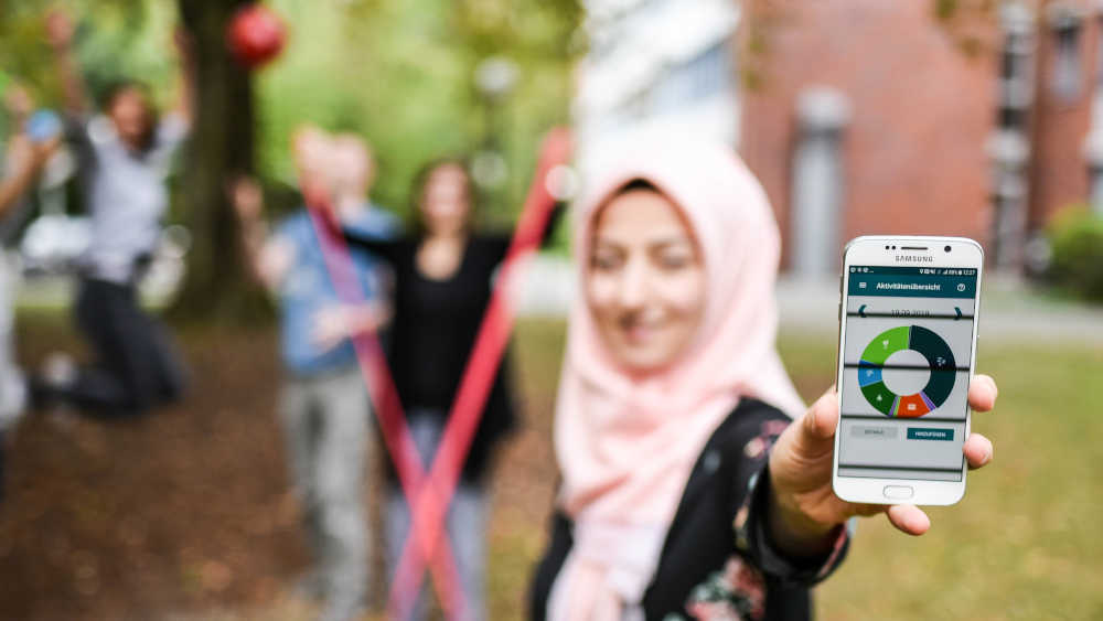 Immer mehr Nutzerinnen und Nutzer haben auf ihren Smartphones eine Gesundheitsapp