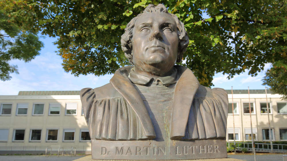 Zum 20-jährigen Jubiläum erhält der Kinofilm „Luther"die "LutherRose" 2023