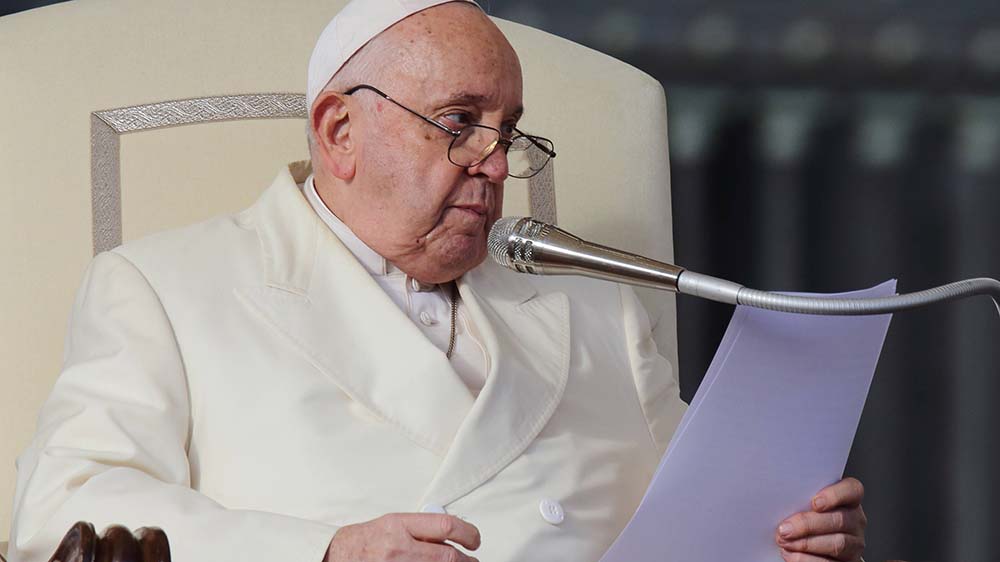 Image - Zustand des Papstes derzeit stabil