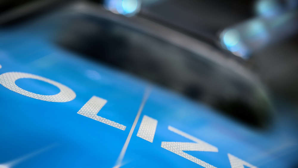 Zum rassistischen Angriff von Grevesmühlen haben Ermittler weitere Erkenntnisse (Symbolbild)