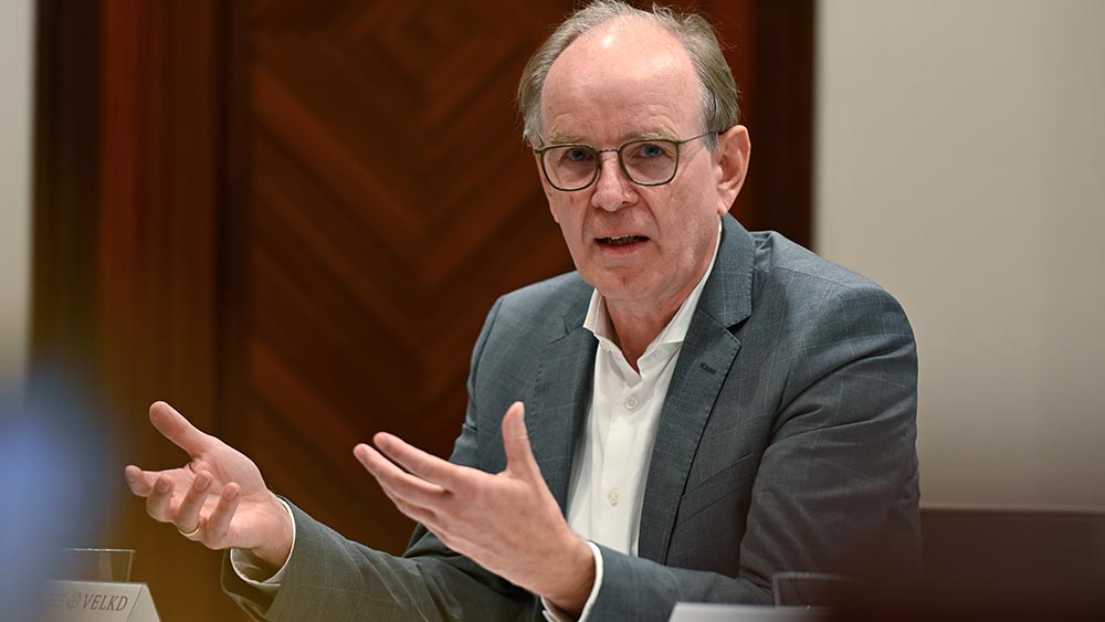 Der hannoversche Landesbischof Ralf Meister warnt vor zu schneller Vergebung