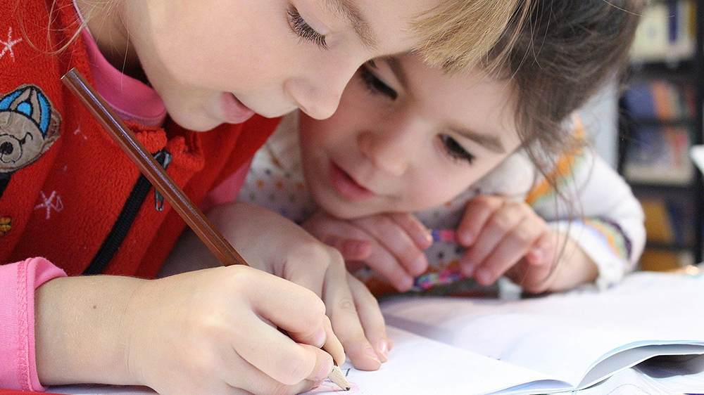 Eine gute OGS bietet eine hochwertige pädagogische Begleitung, zu der auch eine Hausaufgabenbetreuung gehört