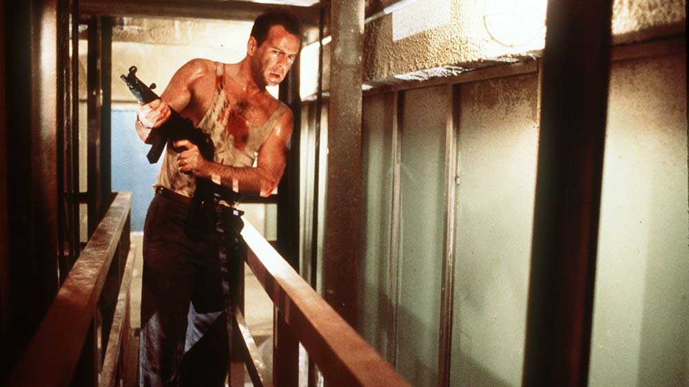 Mit Bruce Willis in seinem Feinripp-Unterhemd ist "Stirb langsam" zu einem Weihnachtsklassiker geworden