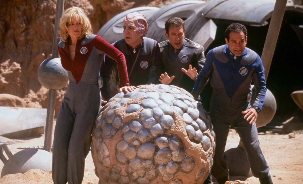 Die Crew rund um Commander Taggart (Tim Allen, 3.v.l.) ist auf einer gefährlichen Mission in den Tiefen des Weltraums unterwegs