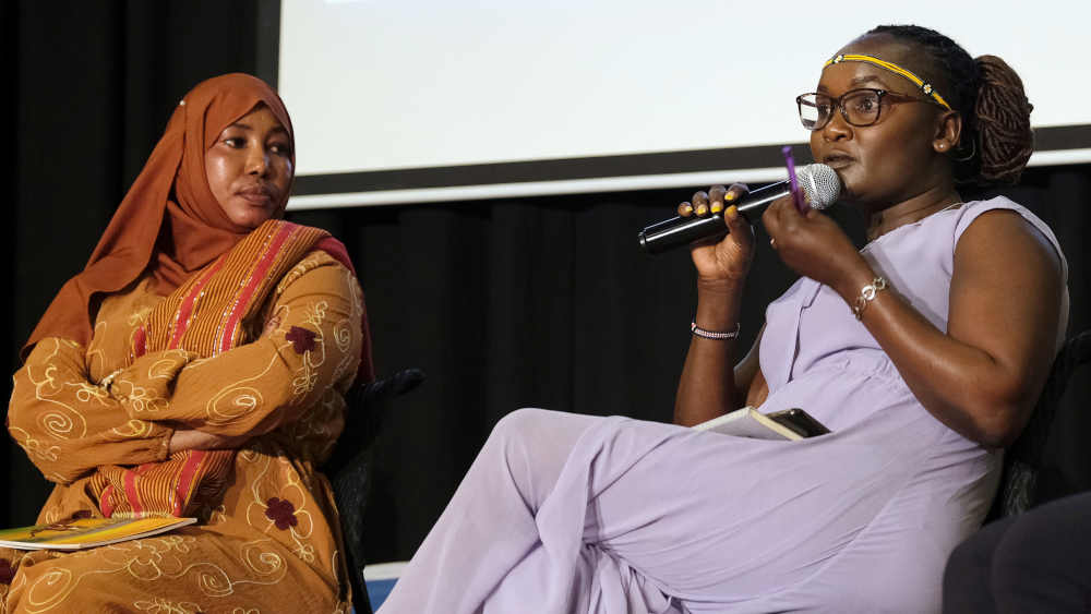 Dank Frauen wie Domtila Chesang (rechts) gibt es in Kenia beim Thema Beschneidung ein Umdenken