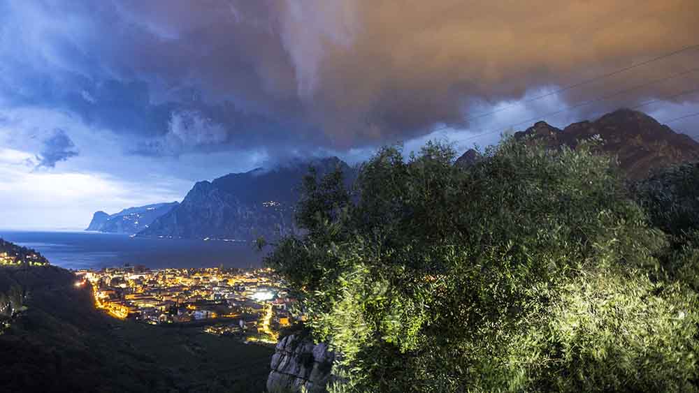 Die schlimmsten Unwetter seit vielen Jahrzehnten sind im Juli übet Italien hinweggezogen, hier am Gardasee