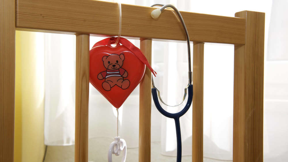 Am Sonntag ist weltweit der Gedenktag für verstorbene Kinder. Experten fordern mehr Unterstützung für betroffene Familien