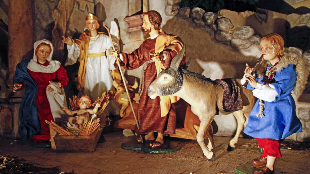 Ochs und Esel gehören heute in jede Weihnachtskrippe
