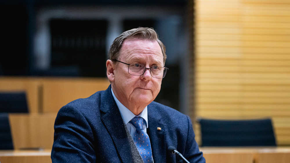 Thüringens Ministerpräsident Ramelow spricht sich für eine schnellere Integration von Flüchtlingen in den Arbeitsmarkt aus