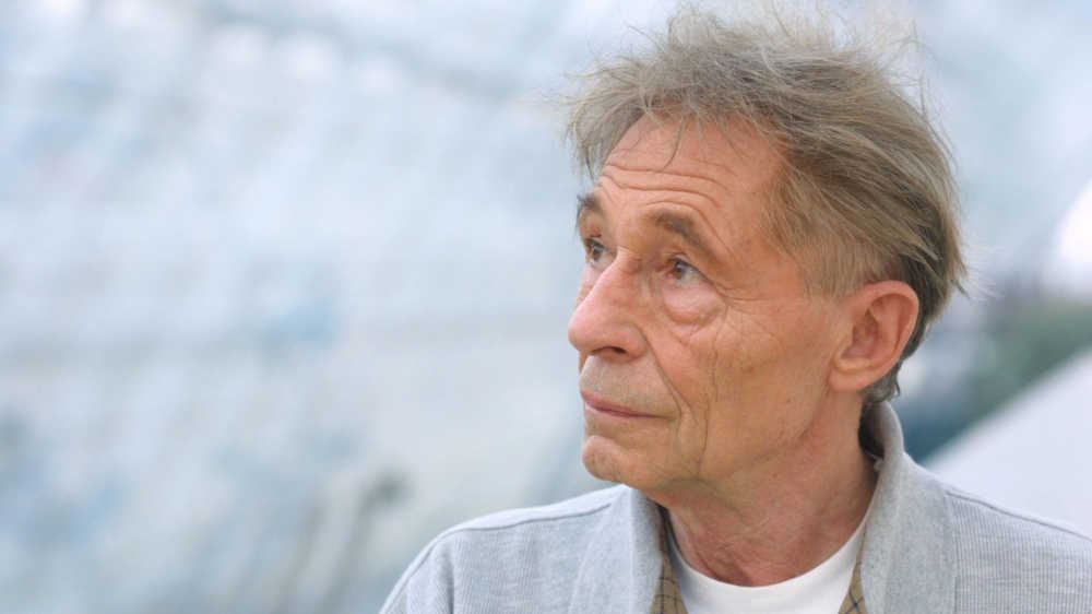 Theologe, Autor und Pädagoge Arnulf Zitelmann auf der Leipziger Buchmesse (23.03.2002)