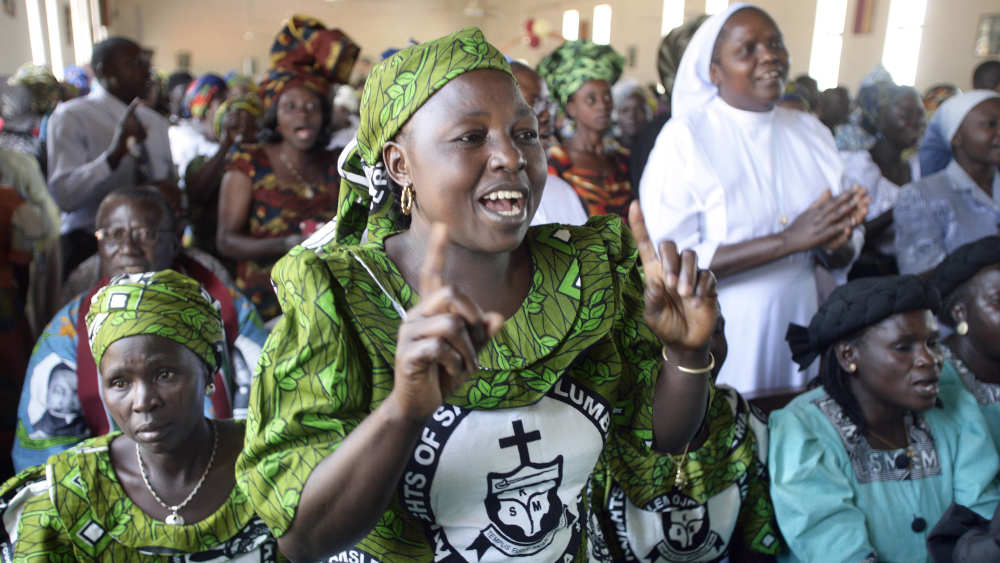 Sonntagsmesse in der Kirche Martyrs of Uganda in Kuru im nigerianischen Bundesstaat Plateau: Immer wieder kommt es in Nigeria zu Zusammenstößen zwischen Christen und Muslimen