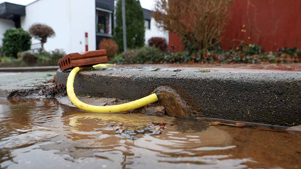 Auch im Alten- und Pflegeheim "Rama" musste der Keller leergepumpt werden (Symbolbild)