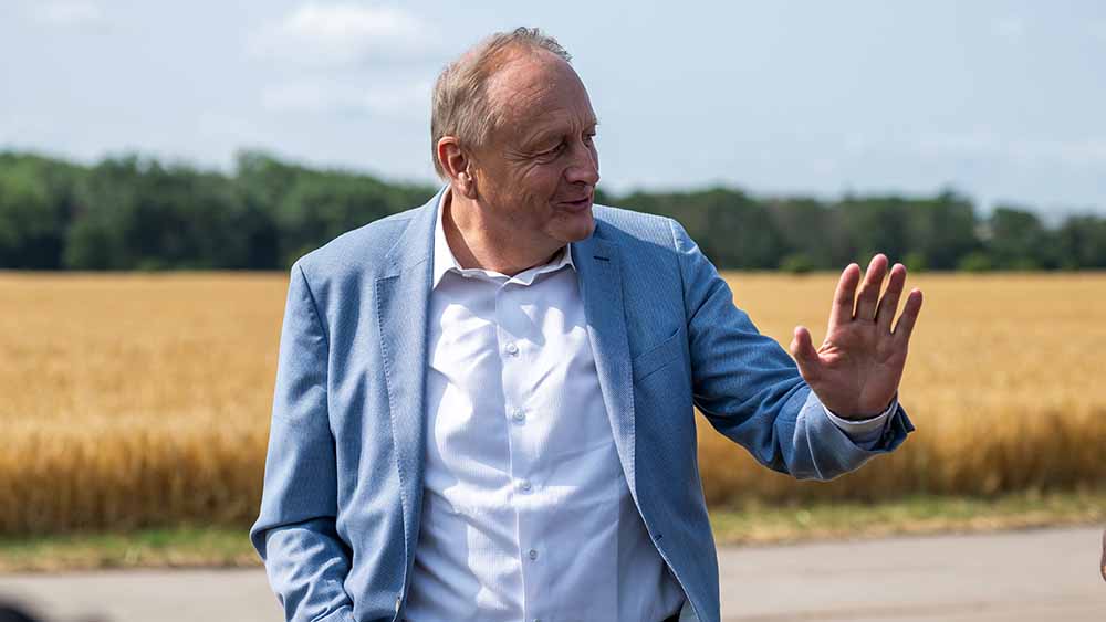 Bauernpräsident Joachim Rukwied distanziert sich von dem Protest an Habecks Fähre
